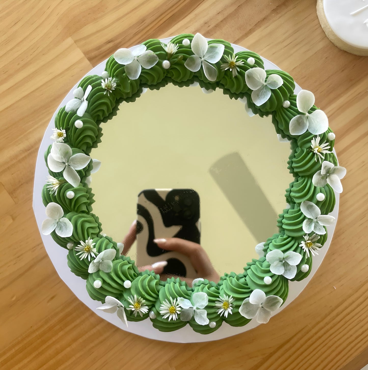 Mirror Mirror